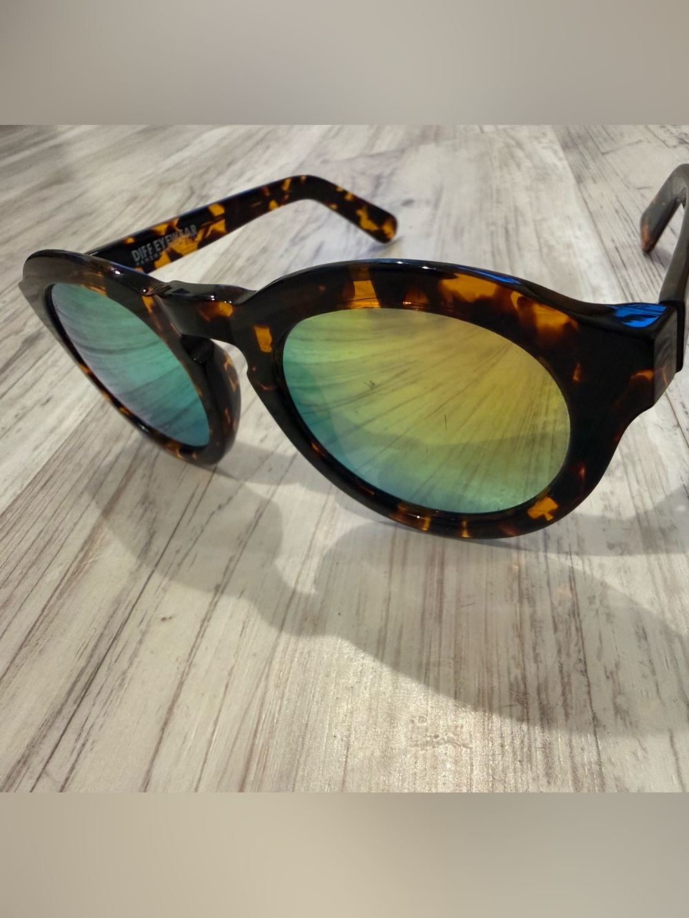 diff Tortoiseshell Round Sunglasses with Green Mirrored Lenses